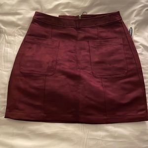 NWT Old Navy Burgundy Suede Skirt 0